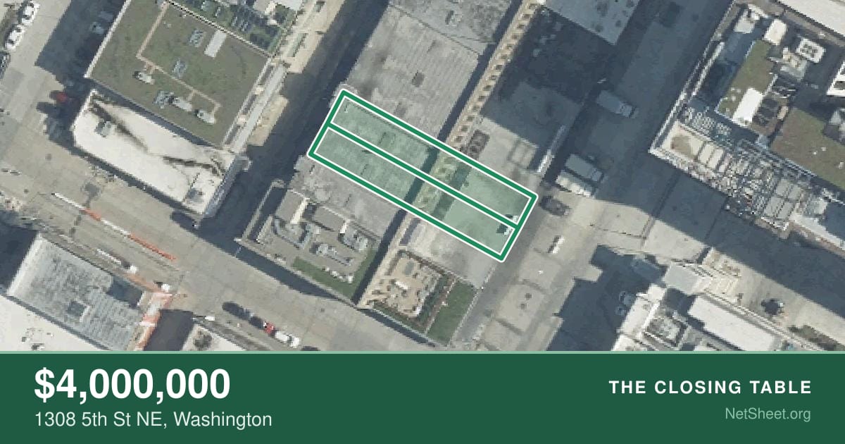Aerial view of 1308 5th St NE, Washington