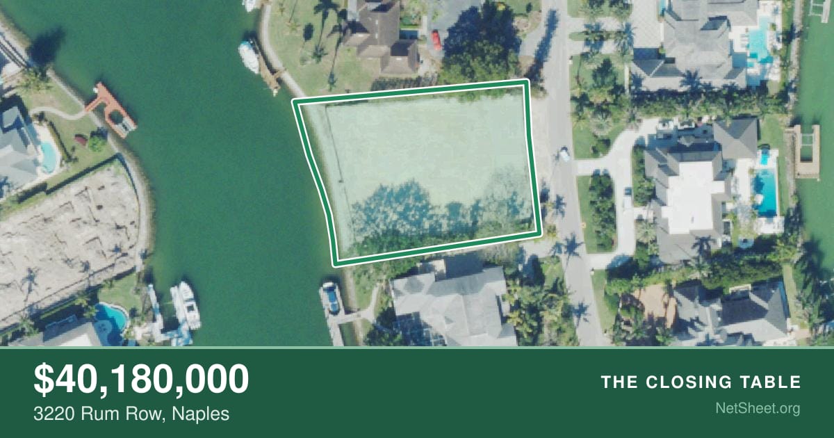 Aerial view of 3220 Rum Row, Naples