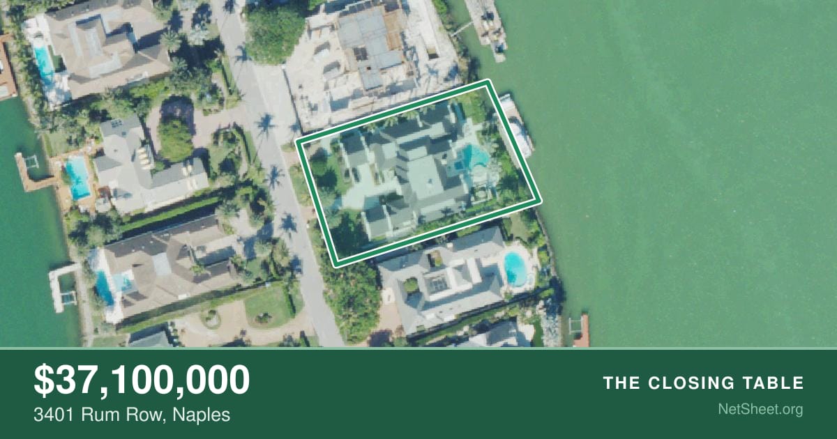 Aerial view of 3401 Rum Row, Naples