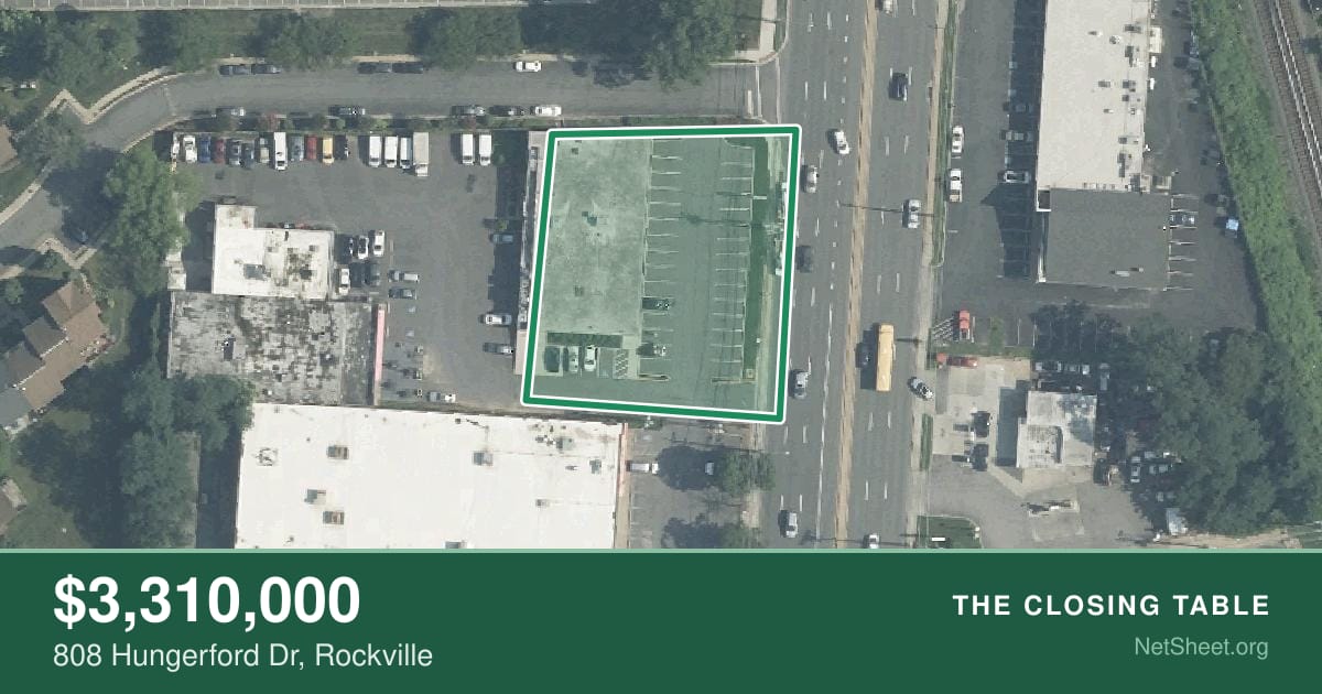 Aerial view of 808 Hungerford Dr, Rockville