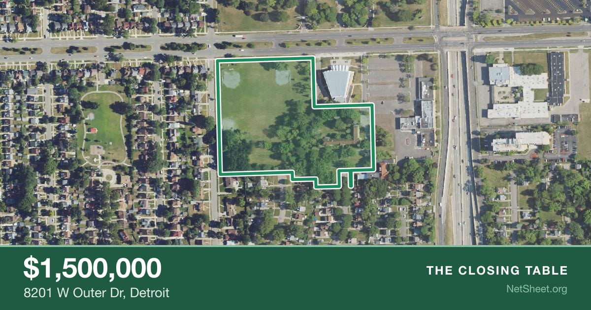 Aerial view of 8201 W Outer Dr, Detroit