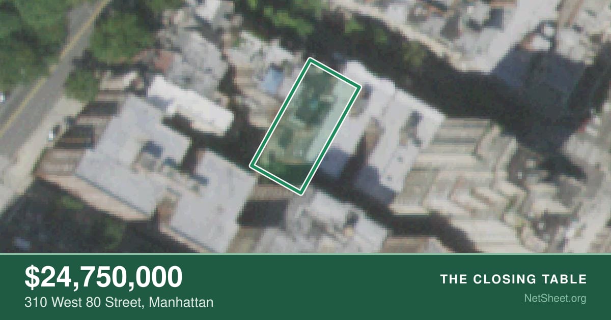 Aerial view of 310 West 80 Street, Manhattan