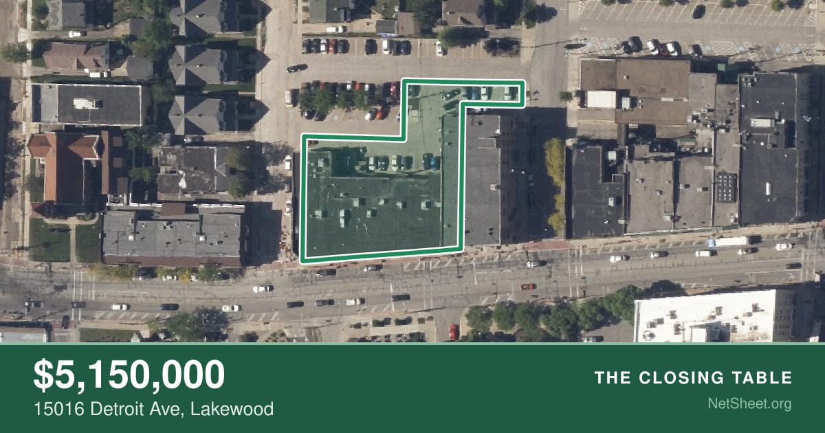 Aerial view of 15016 Detroit Ave, Lakewood