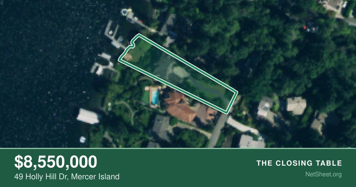 Aerial view of 49 Holly Hill Dr, Mercer Island